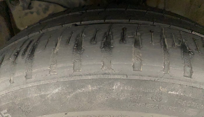 2017 Honda Jazz 1.2L I-VTEC VX, Petrol, Manual, 27,793 km, Left Front Tyre Tread