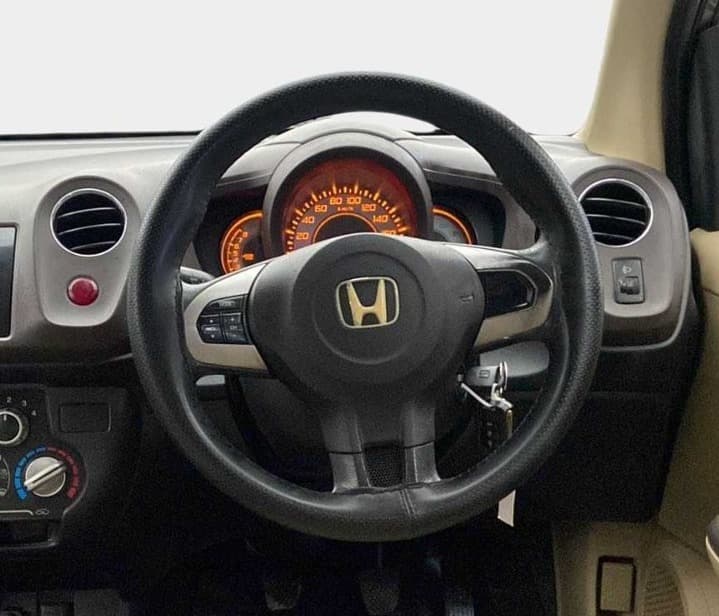 2013 Honda Brio S MT, Petrol, Manual, 77,583 km, Steering Wheel Close Up