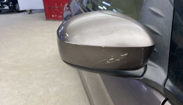 2013 Honda Brio S MT, Petrol, Manual, 77,583 km, Right rear-view mirror - Minor scratches