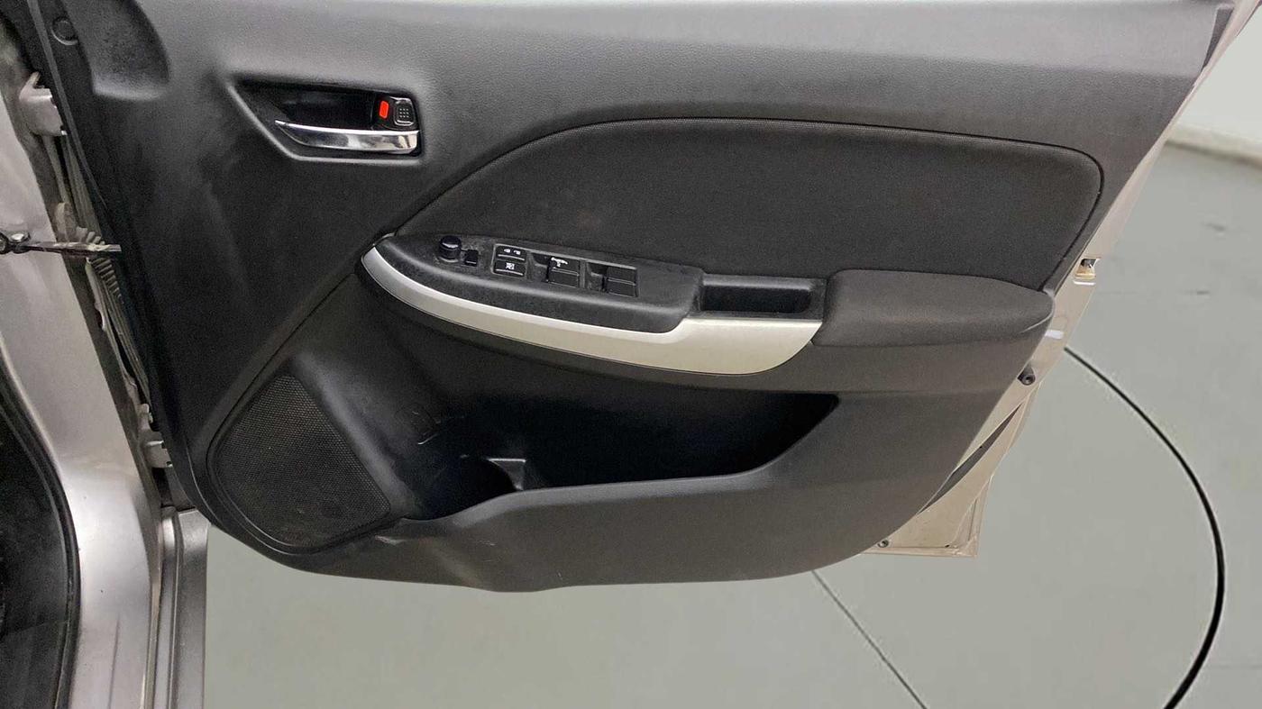 2016 Maruti Baleno DELTA PETROL 1.2, Petrol, Manual, 94,890 km, Driver Side Door Panels Control