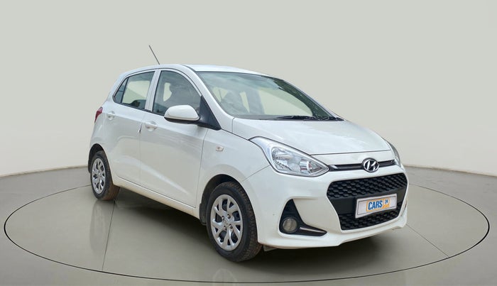 2017 Hyundai Grand i10 SPORTZ 1.2 KAPPA VTVT, Petrol, Manual, 30,674 km, Right Front Diagonal