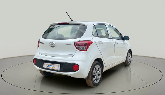 2017 Hyundai Grand i10 SPORTZ 1.2 KAPPA VTVT, Petrol, Manual, 30,674 km, Right Back Diagonal