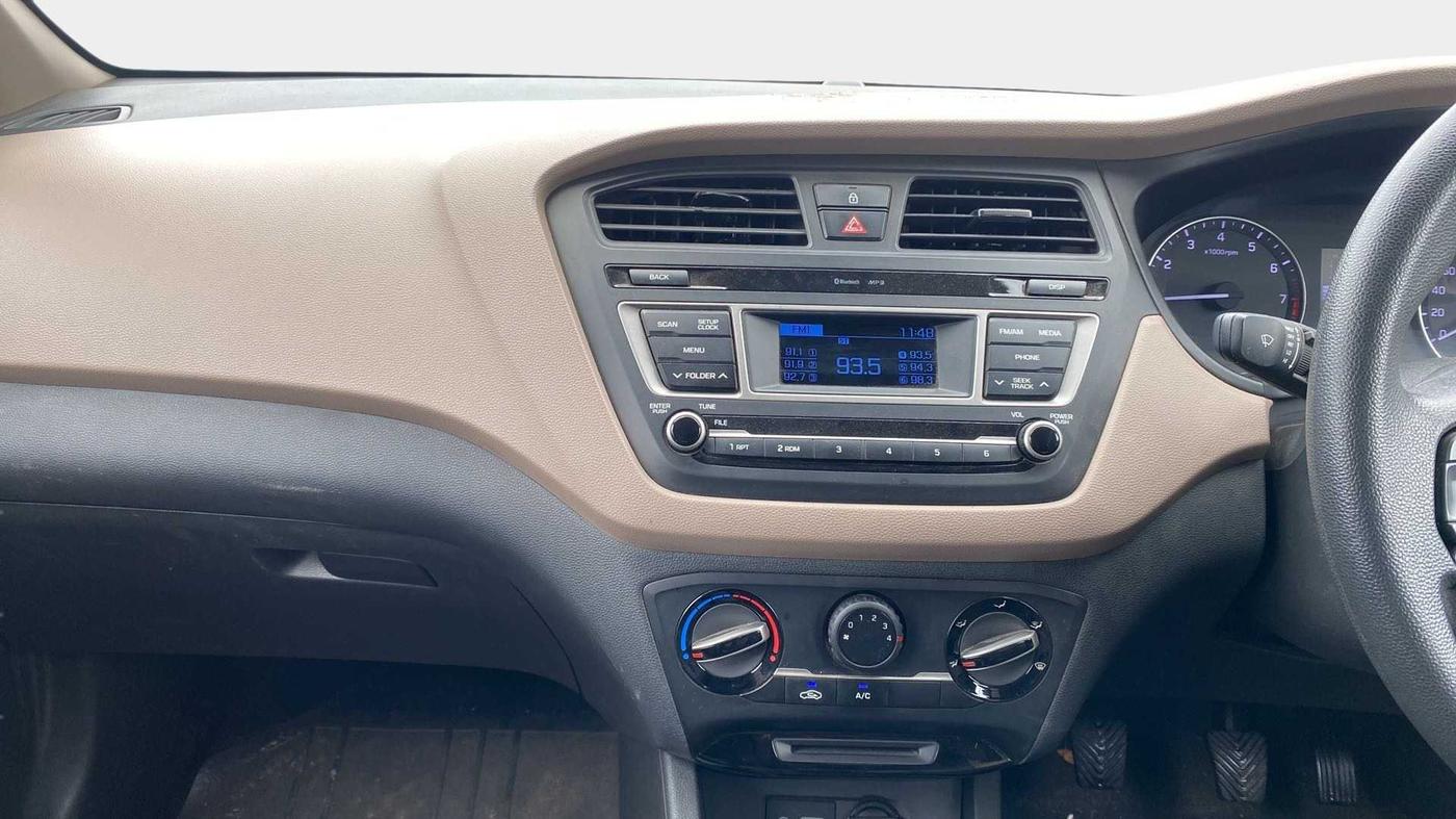 2015 Hyundai Elite i20 MAGNA 1.2, Petrol, Manual, 44,784 km, Air Conditioner