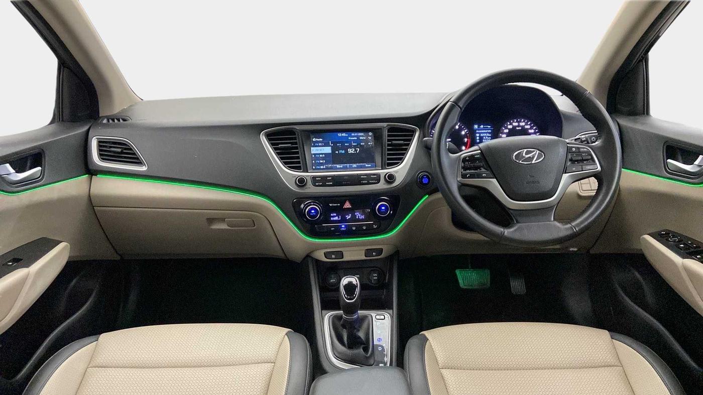 2018 Hyundai Verna 1.6 VTVT SX (O) AT, Petrol, Automatic, 13,069 km, Dashboard