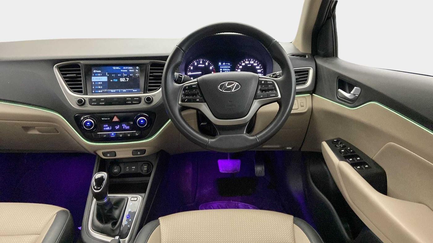 2018 Hyundai Verna 1.6 VTVT SX (O) AT, Petrol, Automatic, 13,069 km, Steering Wheel Close Up