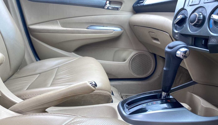 2012 Honda City 1.5L I-VTEC V AT, Petrol, Automatic, 40,220 km, Gear Lever