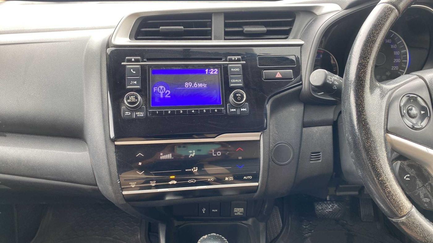 2016 Honda Jazz 1.2L I-VTEC V AT, Petrol, Automatic, 87,610 km, Air Conditioner