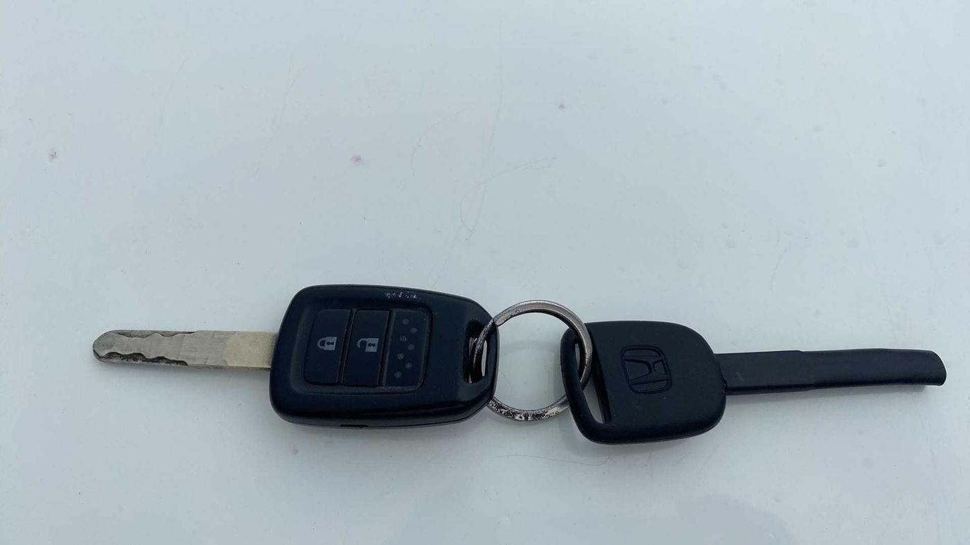 2016 Honda Jazz 1.2L I-VTEC V AT, Petrol, Automatic, 87,610 km, Key Close Up