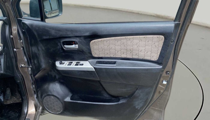 2015 Maruti Wagon R 1.0 VXI, Petrol, Manual, 52,954 km, Driver Side Door Panels Control