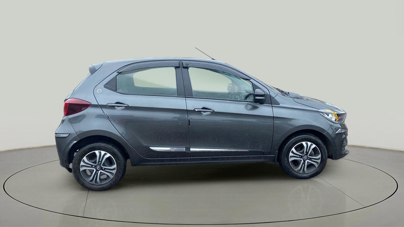 2023 Tata Tiago XTA PETROL, Petrol, Automatic, 14,773 km, Right Side View