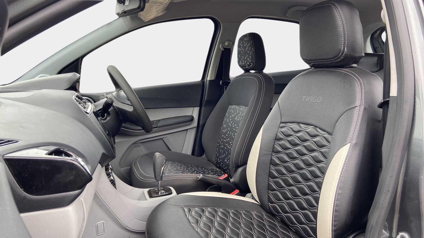 2023 Tata Tiago XTA PETROL, Petrol, Automatic, 14,773 km, Right Side Front Door Cabin