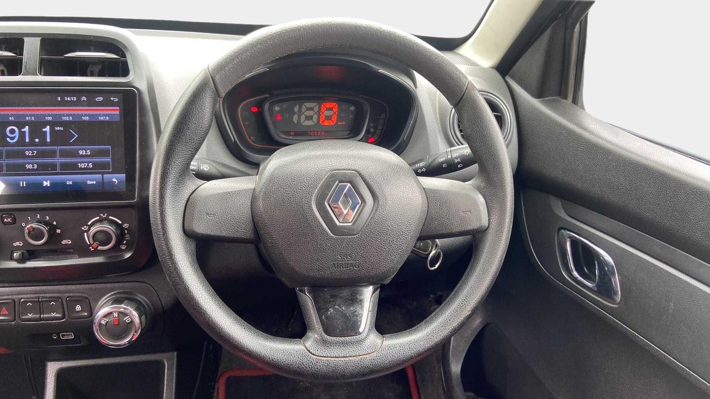2019 Renault Kwid RXT 1.0 AMT (O), Petrol, Automatic, 70,399 km, Steering Wheel Close Up