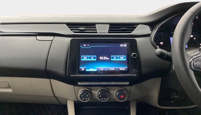 2022 Renault TRIBER RXT, Petrol, Manual, 7,070 km, Air Conditioner