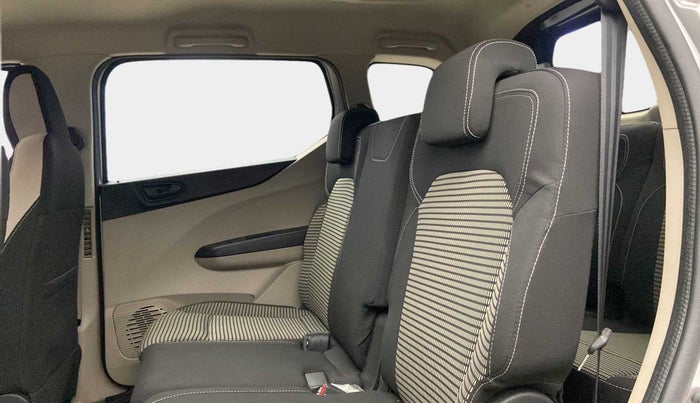 2022 Renault TRIBER RXT, Petrol, Manual, 7,070 km, Right Side Rear Door Cabin