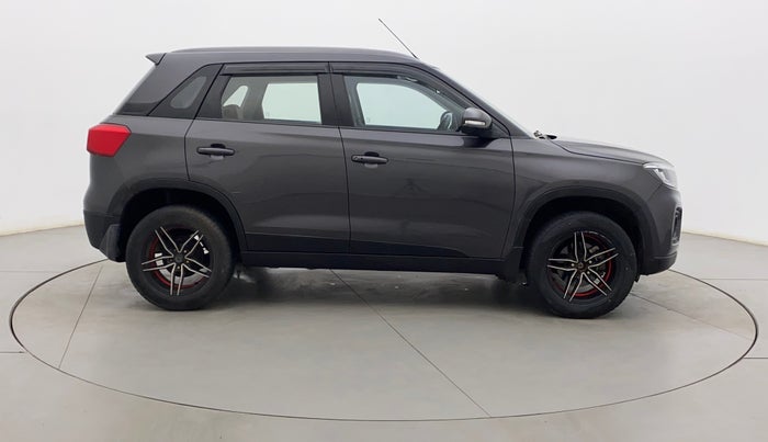 2020 Maruti Vitara Brezza ZXI, Petrol, Manual, 49,905 km, Right Side View