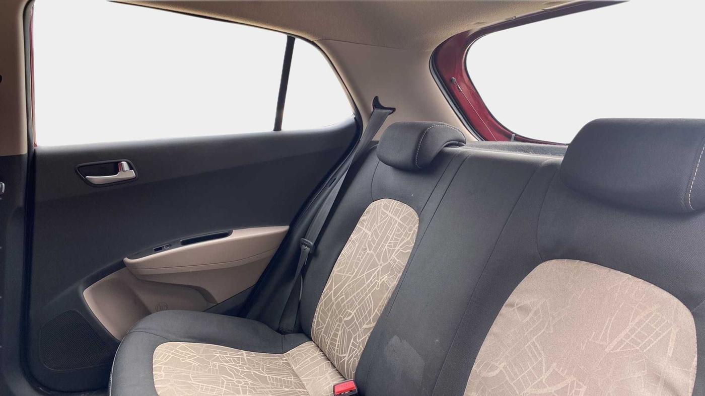 2014 Hyundai Grand i10 ASTA AT 1.2 KAPPA VTVT, Petrol, Automatic, 51,451 km, Right Side Rear Door Cabin