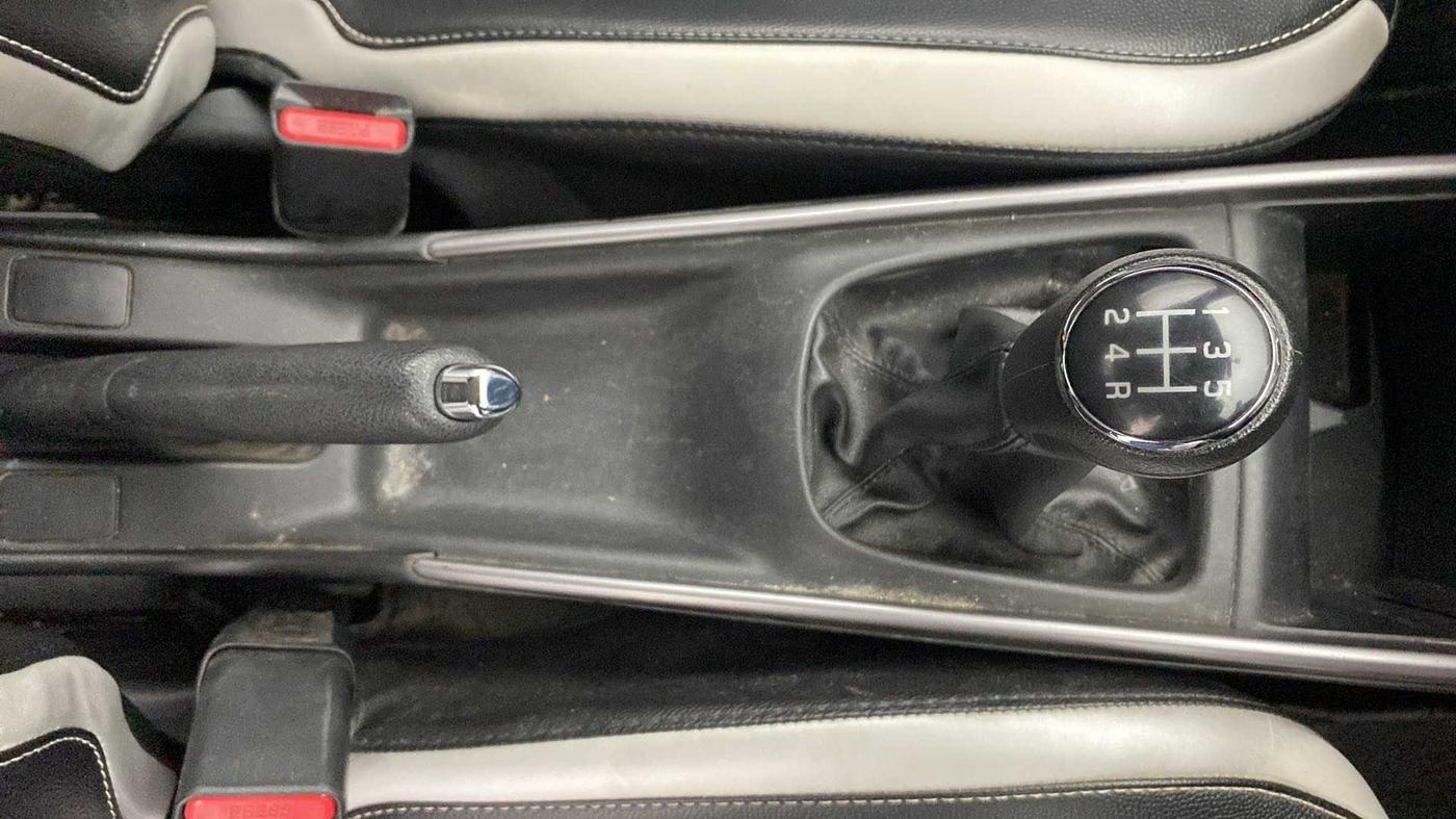 2020 Maruti Baleno DELTA PETROL 1.2, CNG, Manual, 62,154 km, Gear Lever