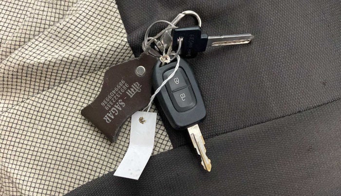 2018 Datsun Redi Go T (O), Petrol, Manual, 41,096 km, Key Close Up