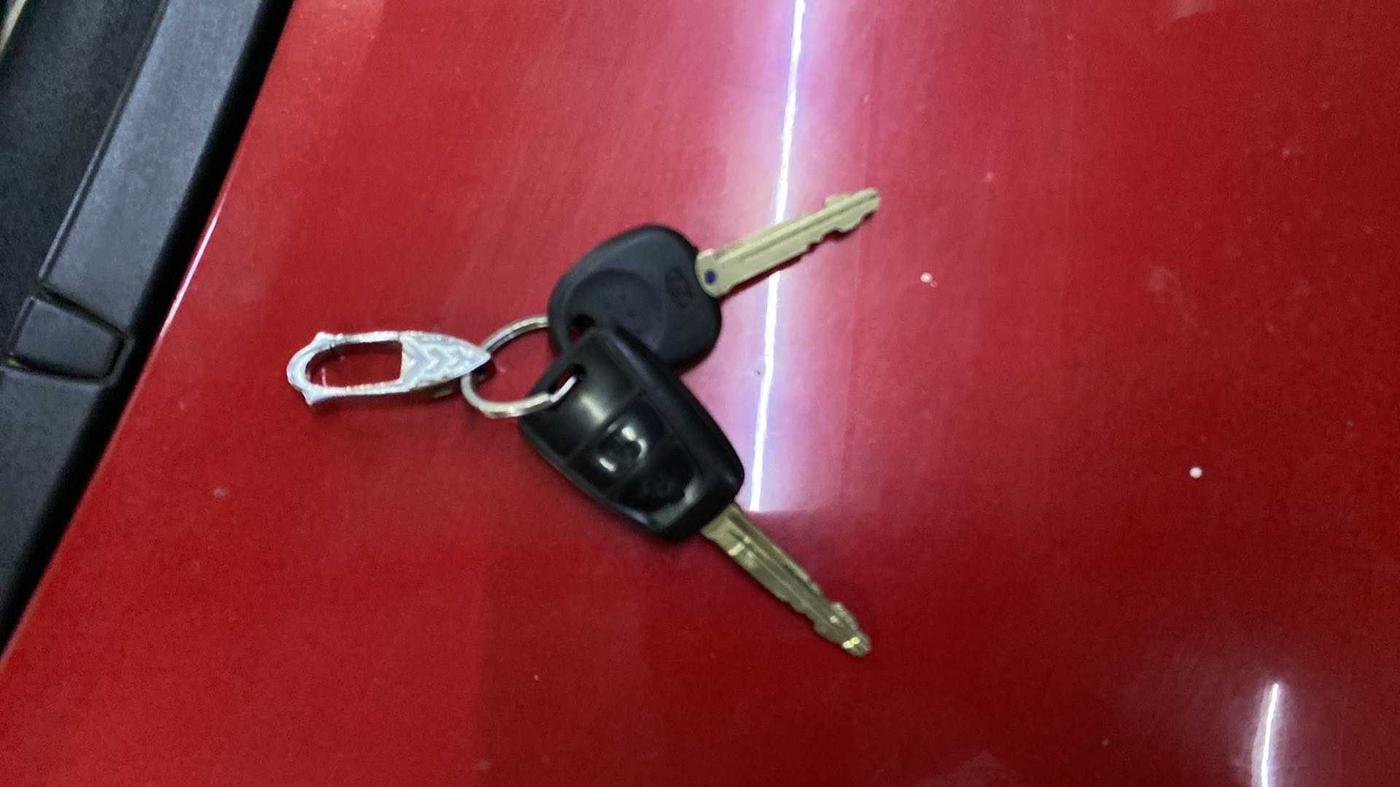 2018 Hyundai Grand i10 SPORTZ AT 1.2 KAPPA VTVT, Petrol, Automatic, 46,843 km, Key Close Up