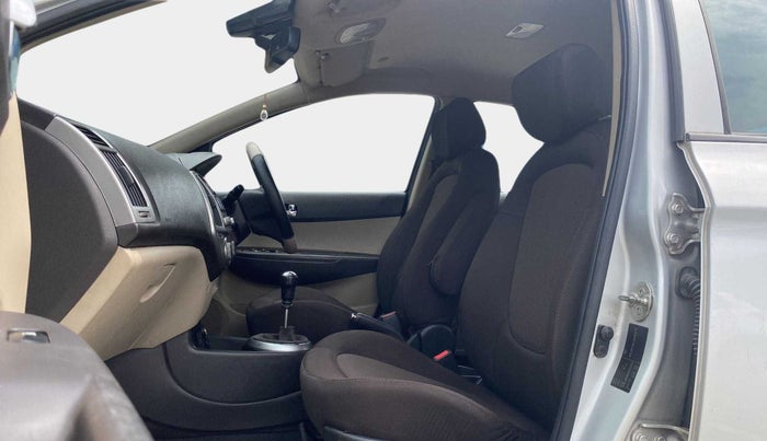 2013 Hyundai i20 ASTA 1.2, Petrol, Manual, 59,977 km, Right Side Front Door Cabin