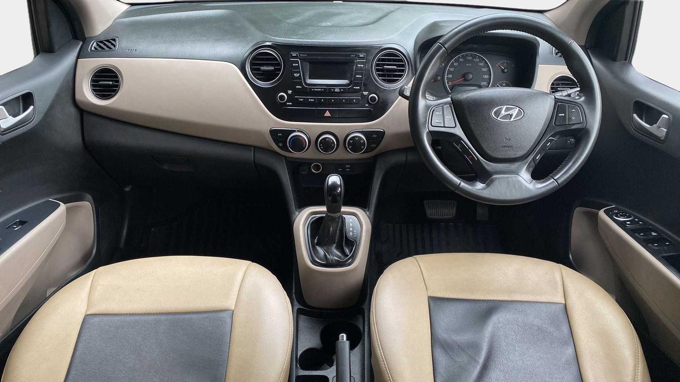 2016 Hyundai Grand i10 ASTA (O) AT 1.2 KAPPA VTVT, Petrol, Automatic, 27,426 km, Dashboard