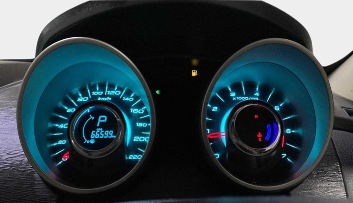 2017 Mahindra XUV500 W6 AT, Diesel, Automatic, 66,595 km, Odometer Image