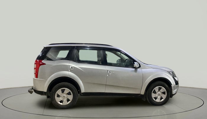 2017 Mahindra XUV500 W6 AT, Diesel, Automatic, 66,595 km, Right Side View