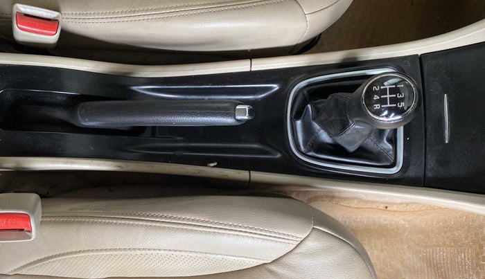 2020 Maruti Ciaz ALPHA 1.5 SHVS PETROL, Petrol, Manual, 40,753 km, Gear Lever