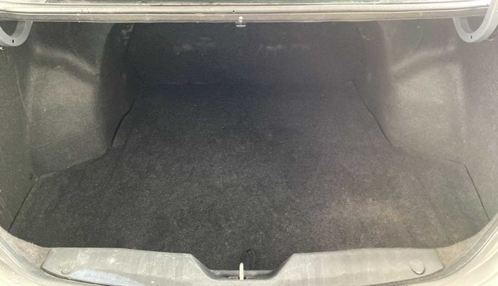 2020 Maruti Ciaz ALPHA 1.5 SHVS PETROL, Petrol, Manual, 40,753 km, Boot Inside