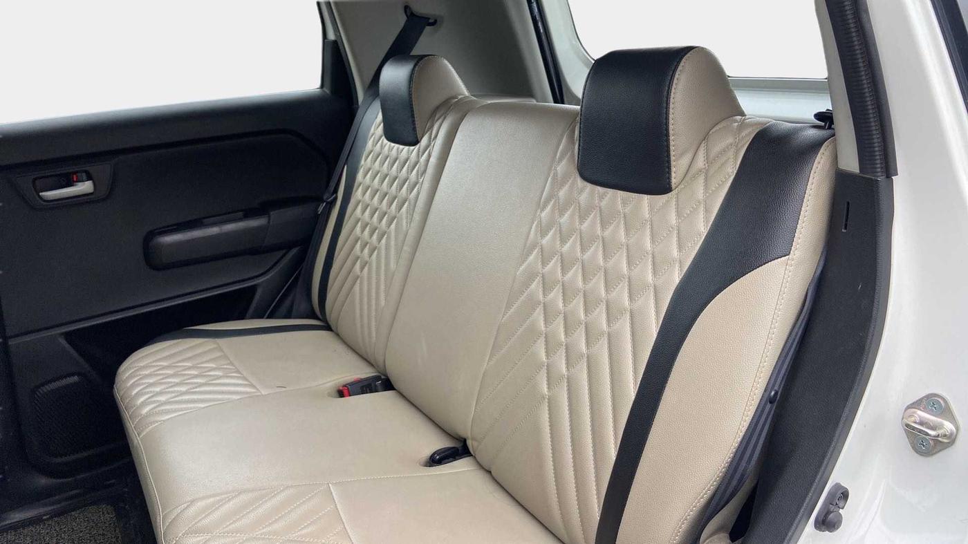 2021 Maruti New Wagon-R VXI (O) 1.2, Petrol, Manual, 21,623 km, Right Side Rear Door Cabin