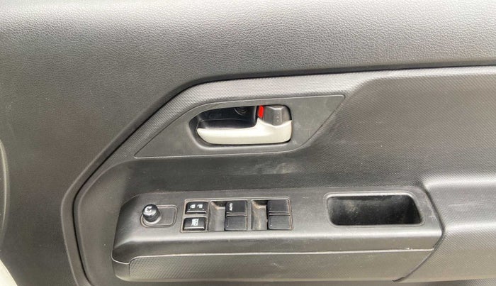 2021 Maruti New Wagon-R VXI (O) 1.2, Petrol, Manual, 21,623 km, Driver Side Door Panels Control