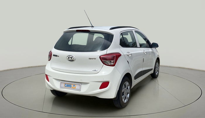 2016 Hyundai Grand i10 SPORTZ 1.2 KAPPA VTVT, Petrol, Manual, 1,04,263 km, Right Back Diagonal
