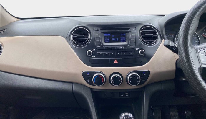 2016 Hyundai Grand i10 SPORTZ 1.2 KAPPA VTVT, Petrol, Manual, 1,04,263 km, Air Conditioner