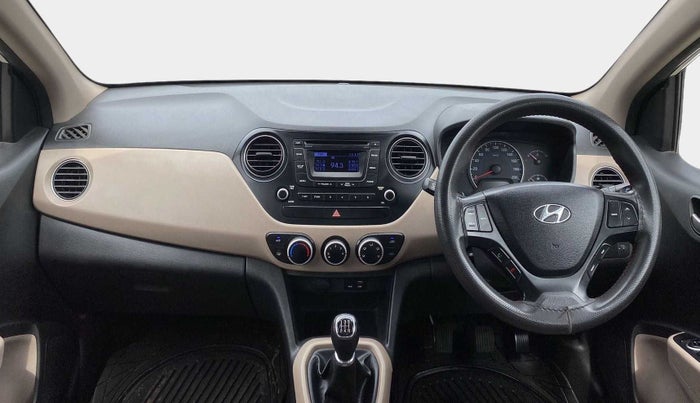 2016 Hyundai Grand i10 SPORTZ 1.2 KAPPA VTVT, Petrol, Manual, 1,04,263 km, Dashboard