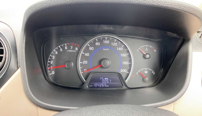 2016 Hyundai Grand i10 SPORTZ 1.2 KAPPA VTVT, Petrol, Manual, 1,04,263 km, Odometer Image