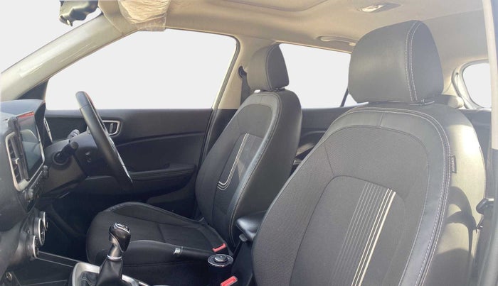 2020 Hyundai VENUE SX (O) 1.5 CRDI, Diesel, Manual, 73,211 km, Right Side Front Door Cabin