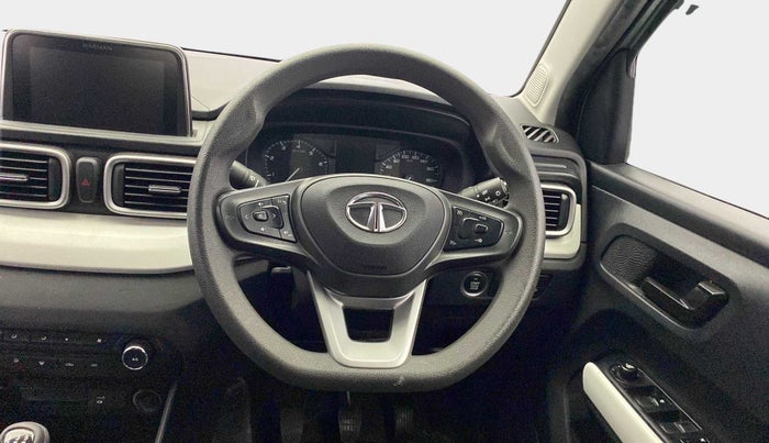 2022 Tata PUNCH ACCOMPLISHED MT, Petrol, Manual, 9,144 km, Steering Wheel Close Up