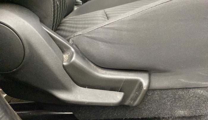 2023 Maruti Swift LXI, Petrol, Manual, 11,387 km, Driver Side Adjustment Panel