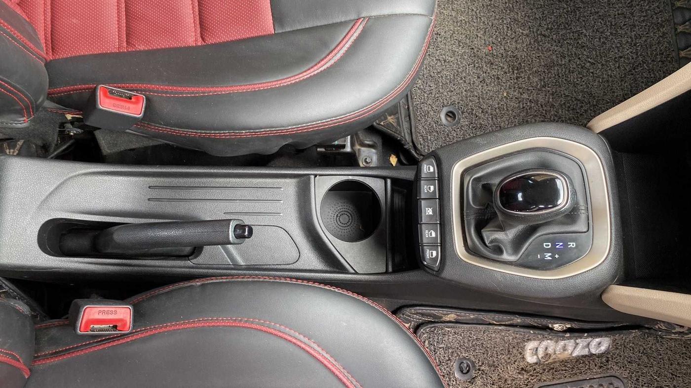 2019 Hyundai NEW SANTRO SPORTZ AMT, Petrol, Automatic, 65,258 km, Gear Lever