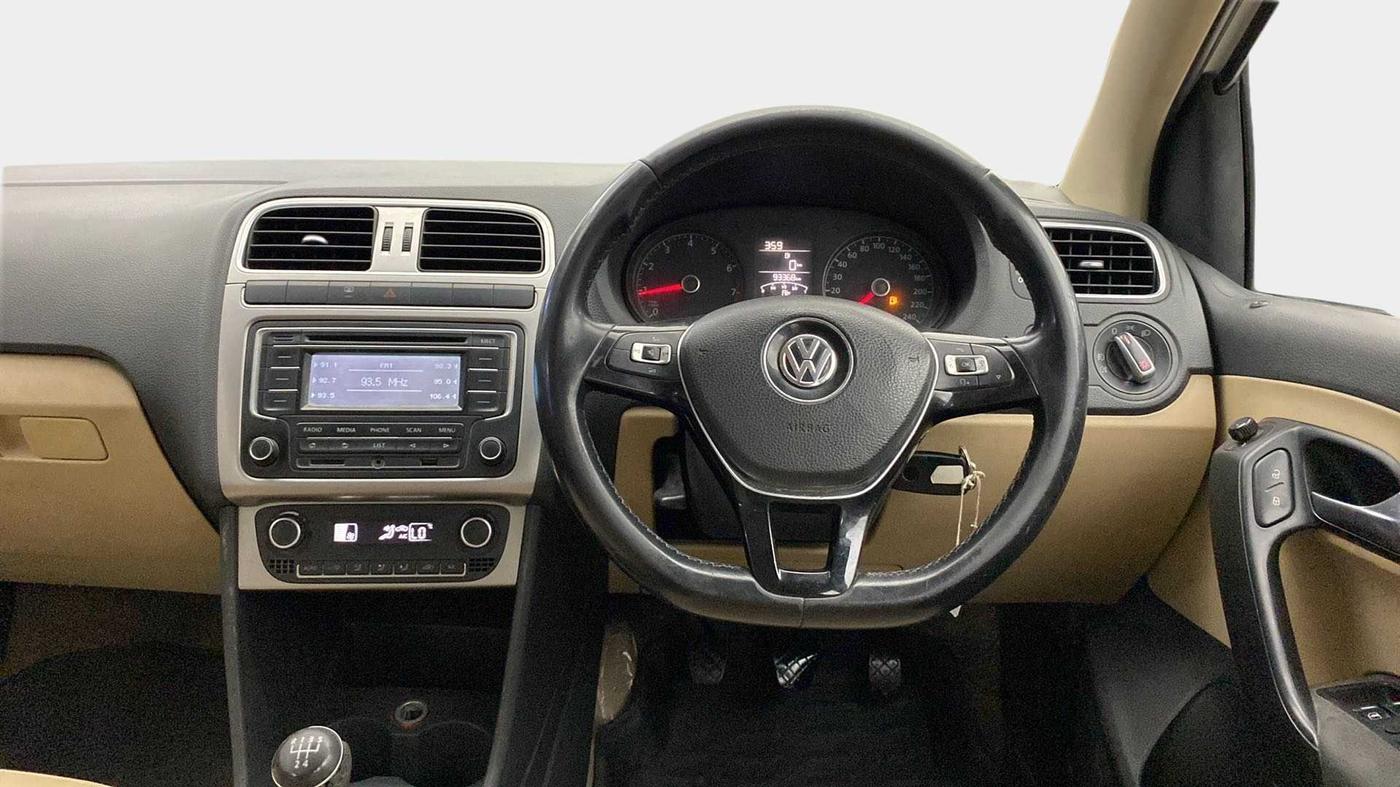 2014 Volkswagen Polo HIGHLINE1.2L, Petrol, Manual, 93,360 km, Steering Wheel Close Up