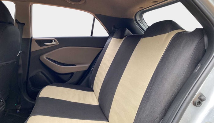2019 Hyundai Elite i20 SPORTZ PLUS 1.2, Petrol, Manual, 51,792 km, Right Side Rear Door Cabin