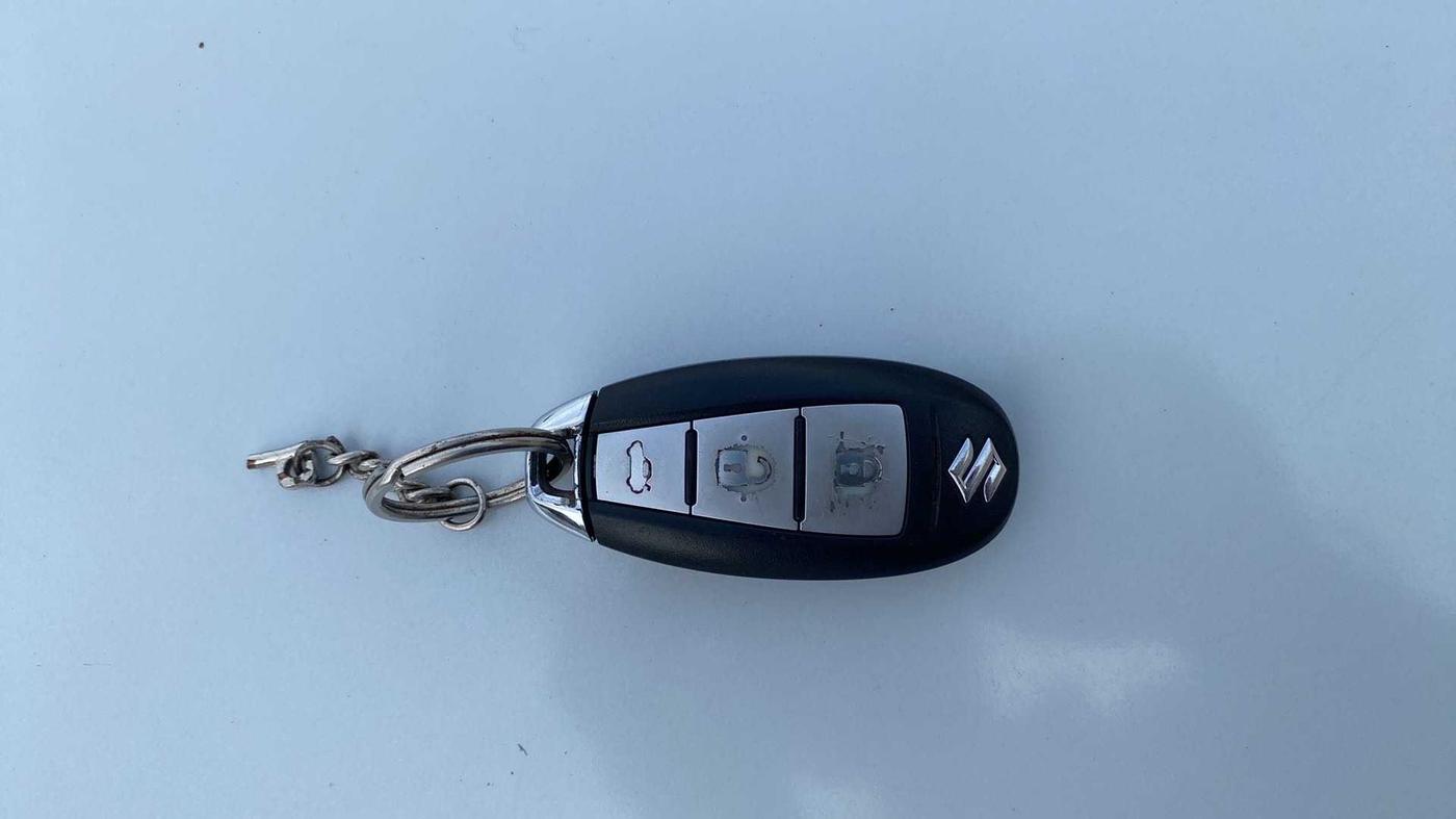 2018 Maruti Ciaz ALPHA 1.5 SHVS PETROL, Petrol, Manual, 46,461 km, Key Close Up