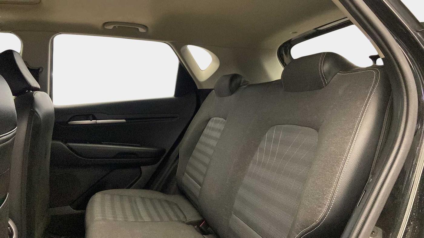 2022 KIA SONET HTK PLUS 1.0 IMT, Petrol, Manual, 15,670 km, Right Side Rear Door Cabin