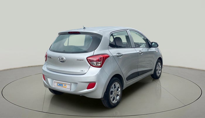 2016 Hyundai Grand i10 MAGNA 1.2 KAPPA VTVT, Petrol, Manual, 49,973 km, Right Back Diagonal