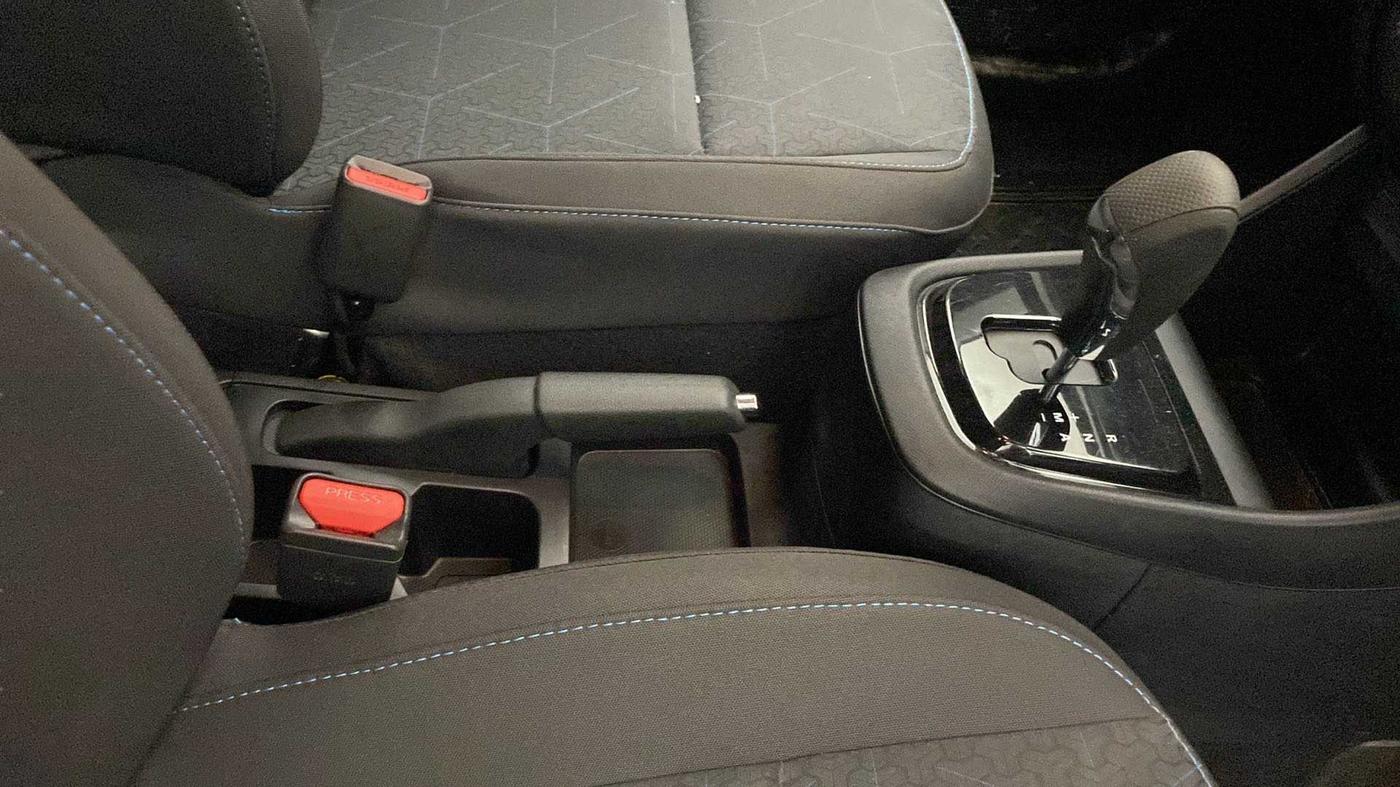 2023 Tata PUNCH CREATIVE AMT 1.2 RTN DUAL TONE, Petrol, Automatic, 893 km, Gear Lever