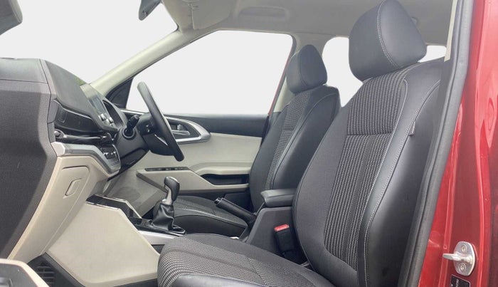 2022 KIA CARENS PRESTIGE PLUS 1.4 PETROL 7 STR, Petrol, Manual, 10,586 km, Right Side Front Door Cabin