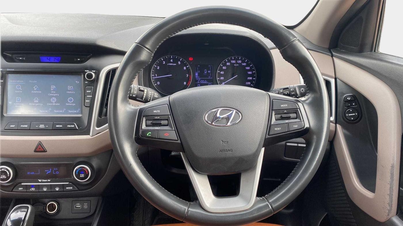 2017 Hyundai Creta SX PLUS AT 1.6 PETROL, Petrol, Automatic, 40,475 km, Steering Wheel Close Up