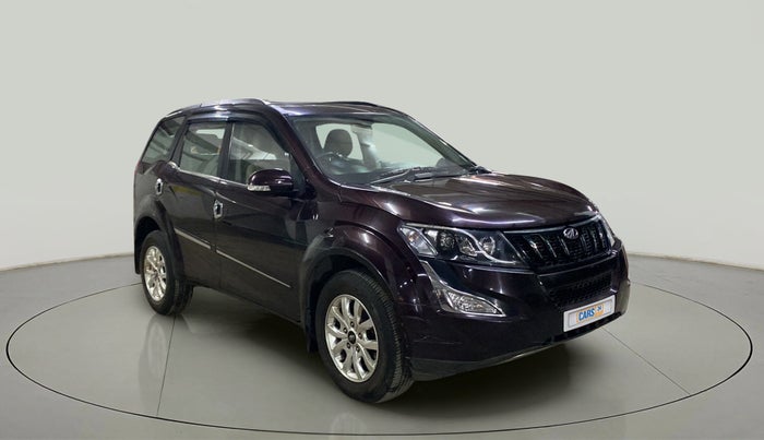 2017 Mahindra XUV500 W10 AT, Diesel, Automatic, 36,220 km, Right Front Diagonal