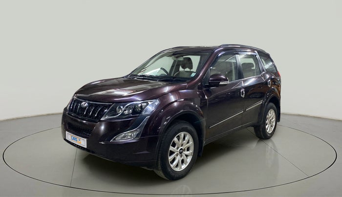 2017 Mahindra XUV500 W10 AT, Diesel, Automatic, 36,220 km, Left Front Diagonal