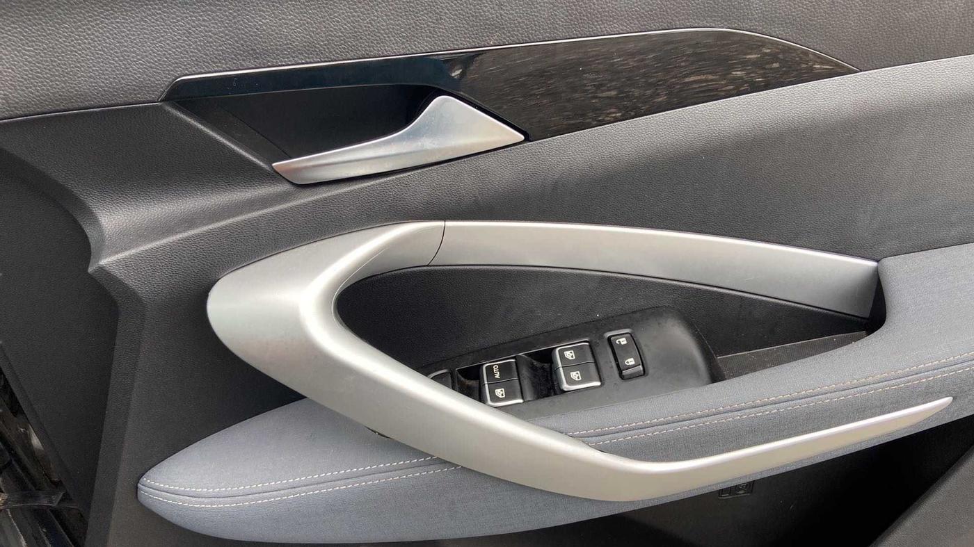 2021 MG HECTOR SUPER 1.5 PETROL, Petrol, Manual, 26,505 km, Driver Side Door Panels Control